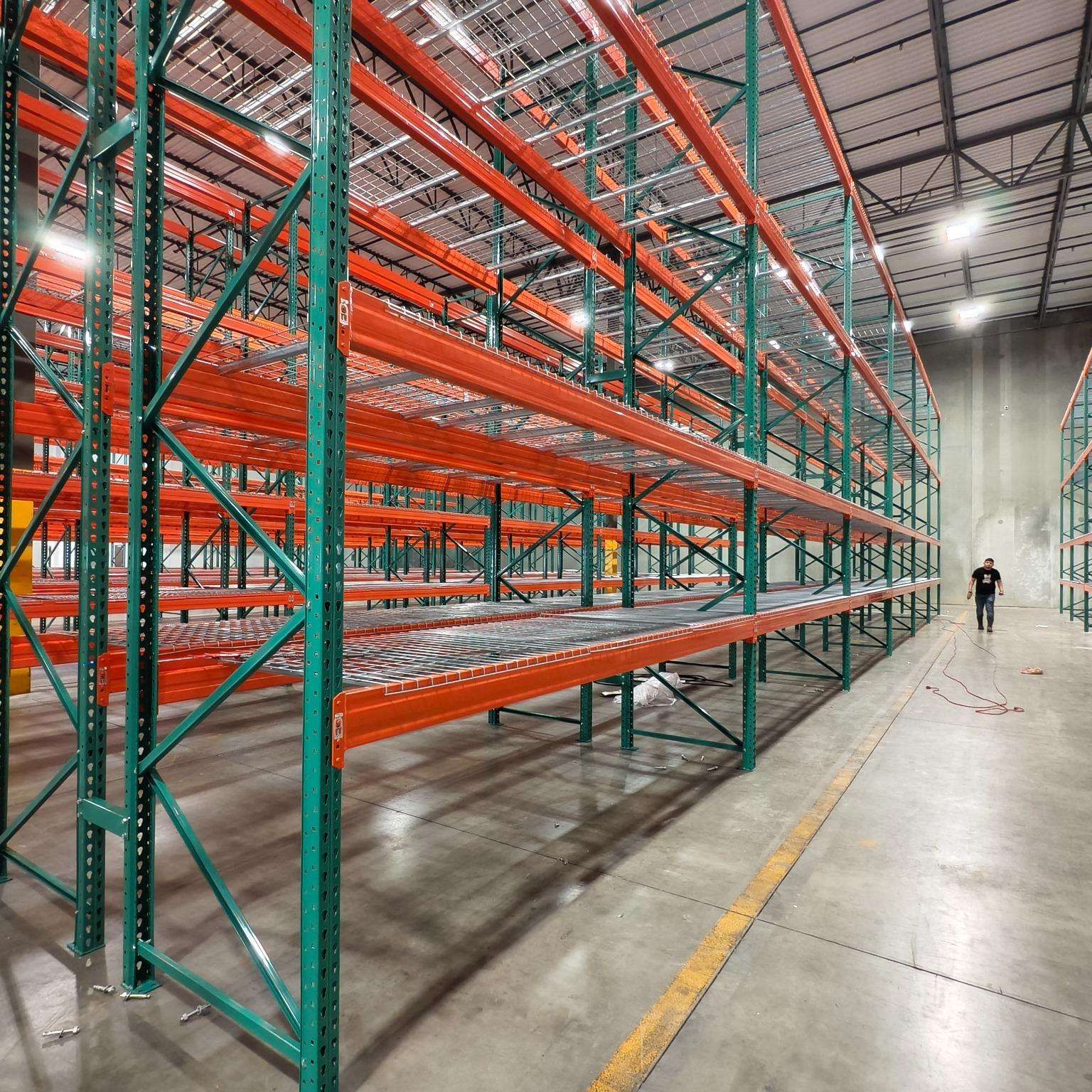 Selective Pallet Rack Teardrop Racking System American Standard Height Warehouse Adjustable Steel Vietnam Industrial Supply