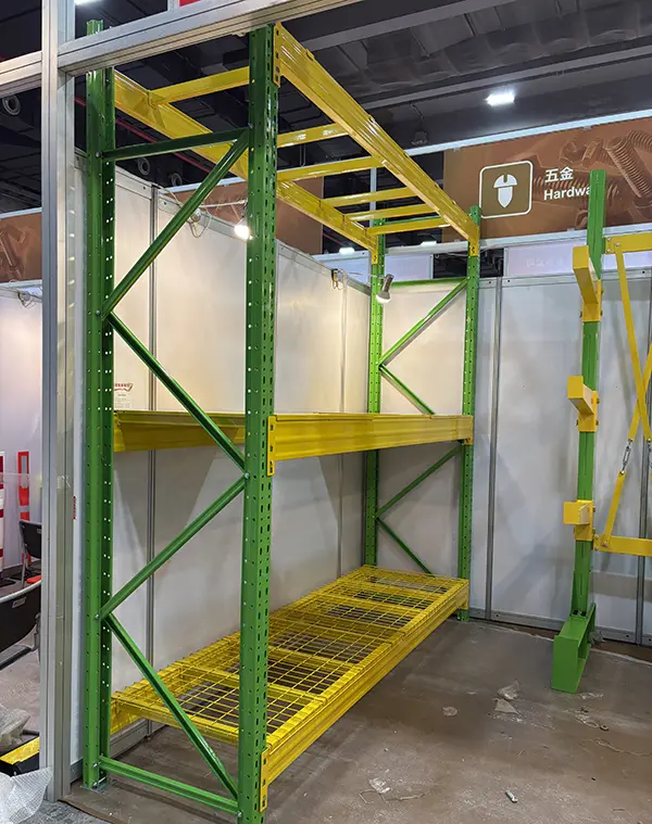 Guangzhou Heda Shelves Co., Ltd. client meeting