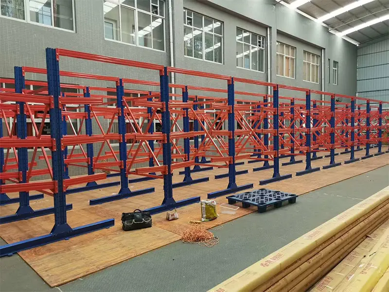 Heavy duty cantilever racking for lumber and timber storage