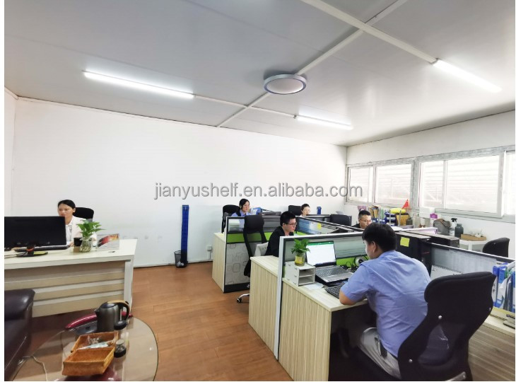 Manufacturing warehouse overview
