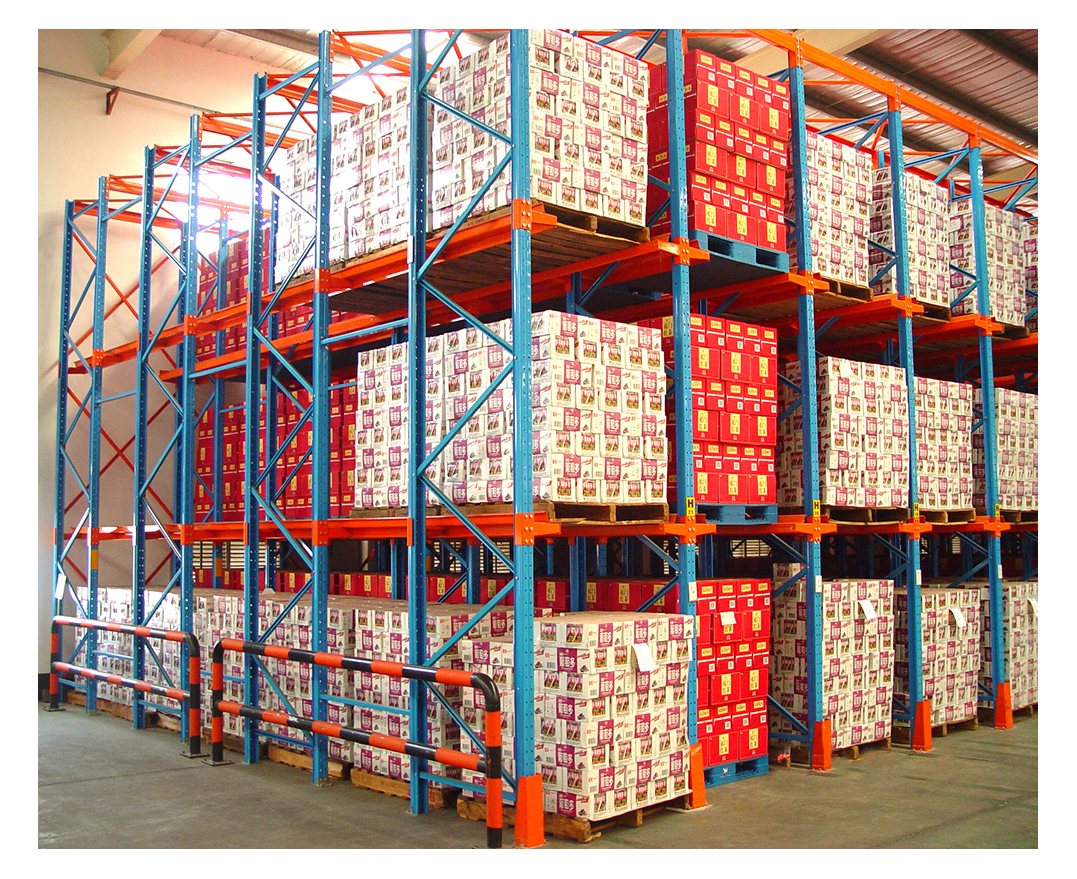 China Factory Wholesale 5-Layer Metal Pallet Racking System Steel Drive-in Racks with Corrosion Protection for Warehouse Storage