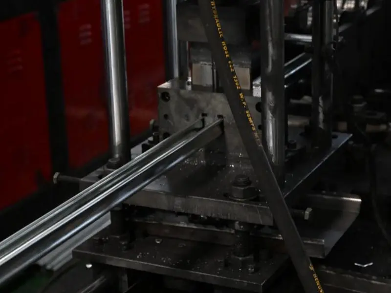 Automated upright and beam profile forming