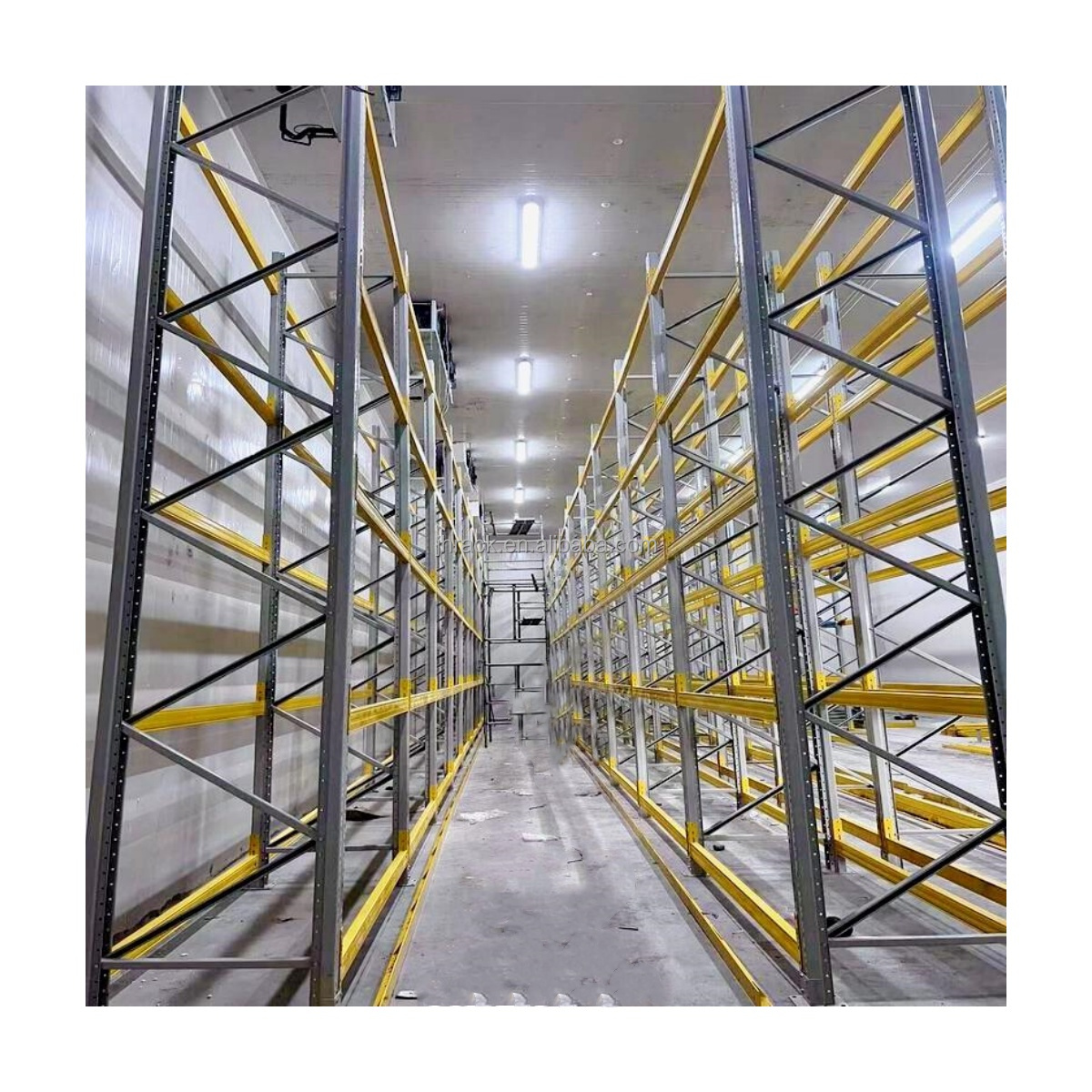 More Capacity High Rack Warehouse System Heavy Duty Pallet Racking System VNA Narrow Aisle Racks for Shelf Factory Material