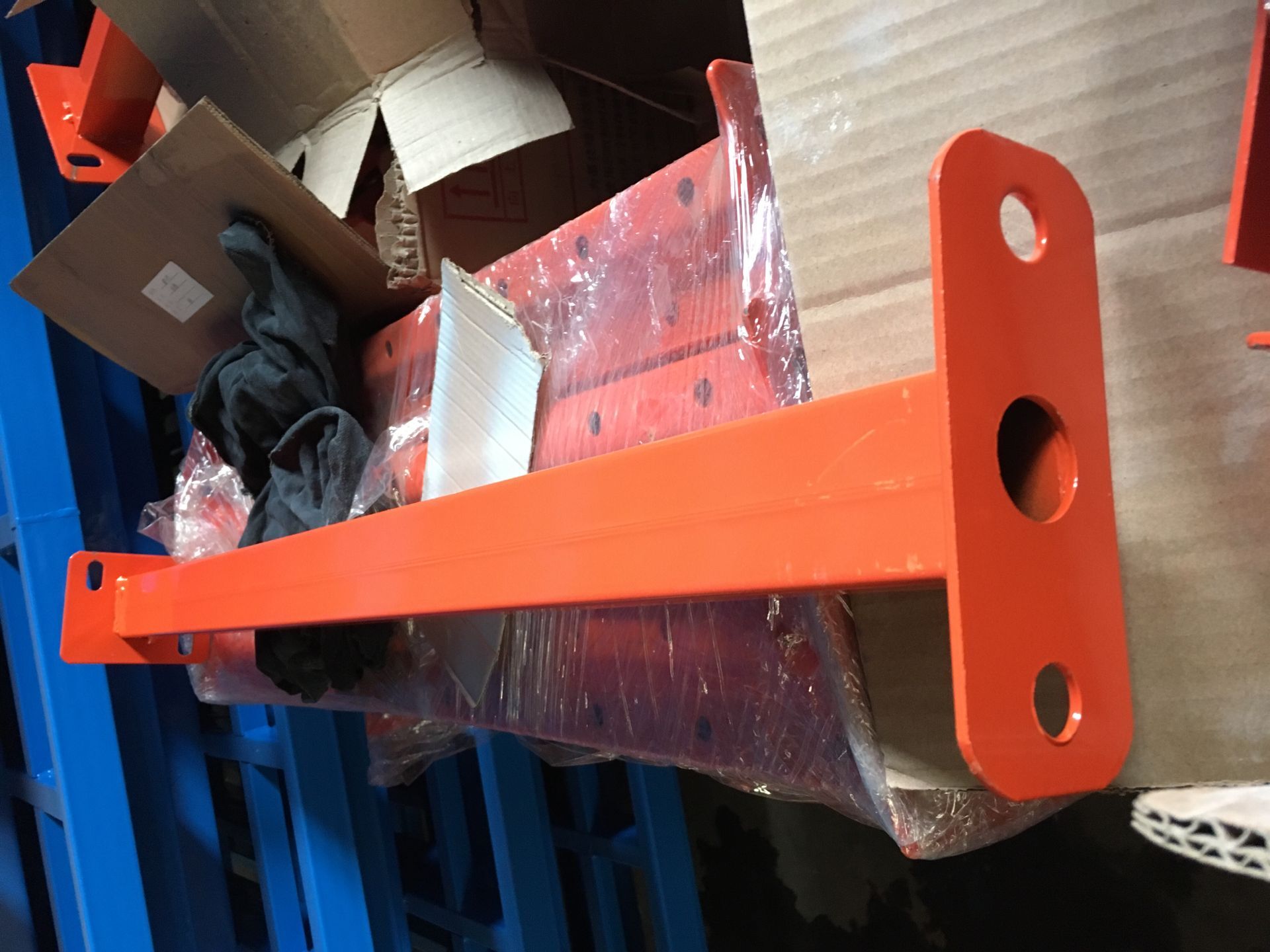 Cross beam profile section