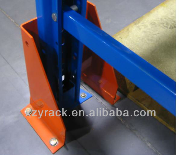 Rack row spacer component