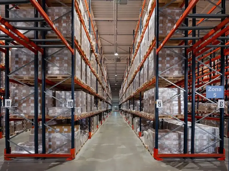 General warehousing selective pallet racking system