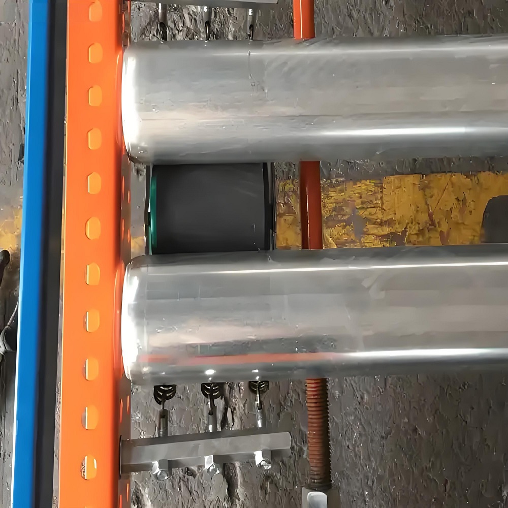 Custom Foldable Industrial Warehouse Pallet Flow Steel Roller Racks with Corrosion Protection Gravity Racking