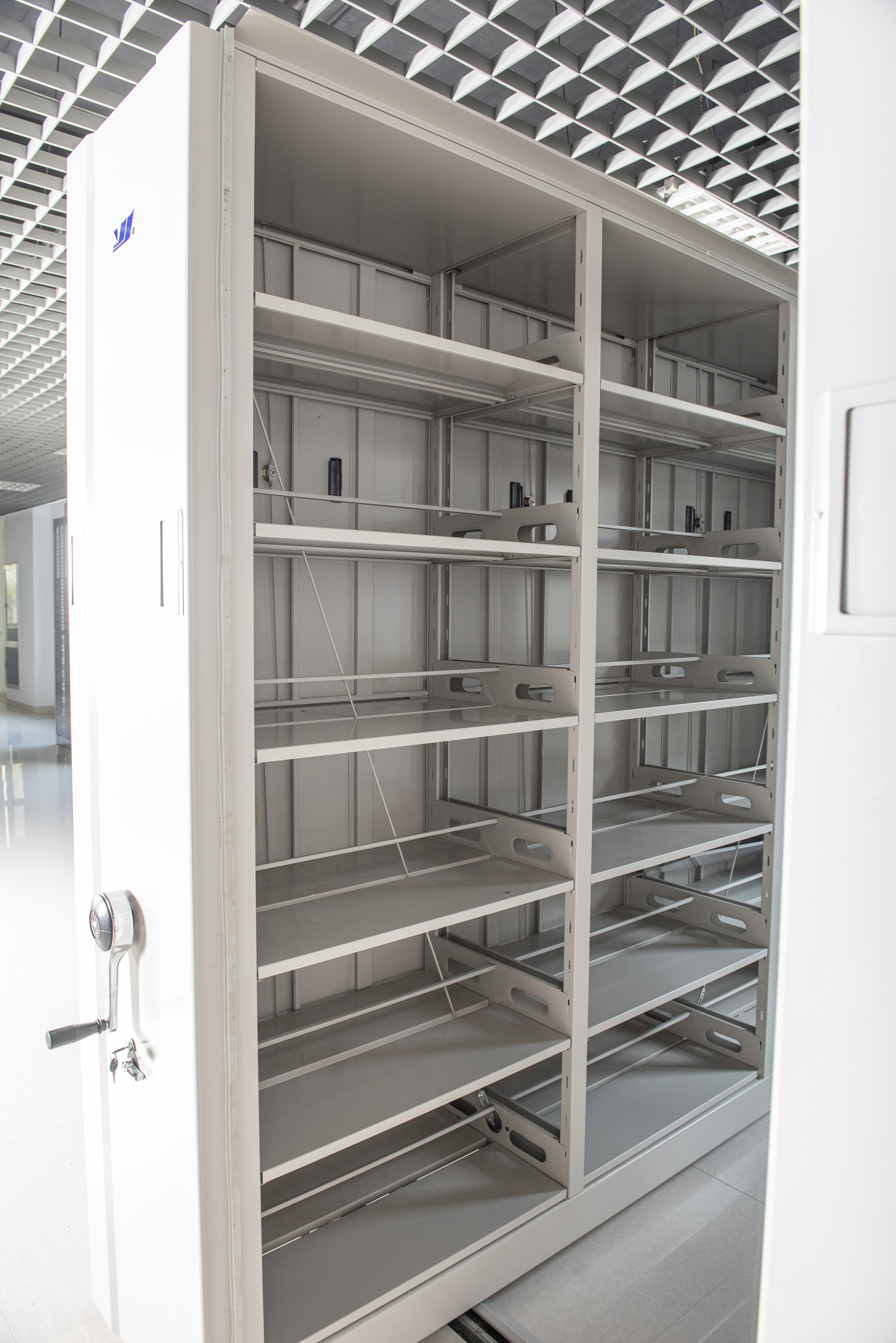 JINGYE Library Furniture Metal Mobile Book Shelving Storage Dense Frame Intelligent Mobile Shelving Archives
