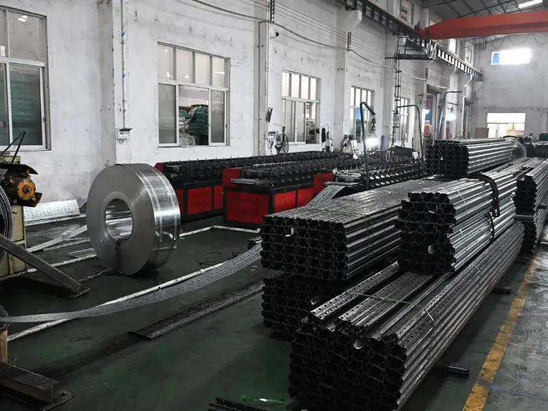 Continuous cold roll bending unit